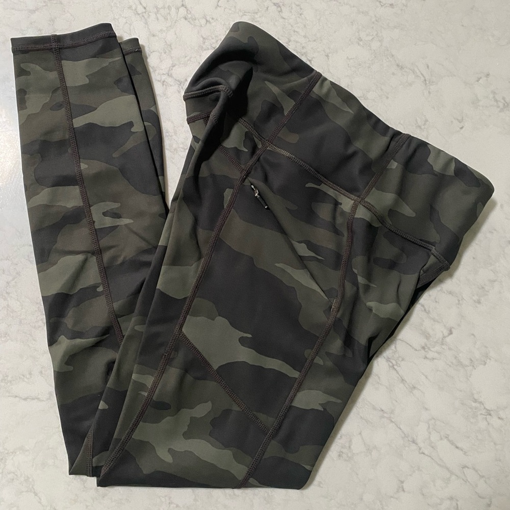 Athleta size XS 25” tight